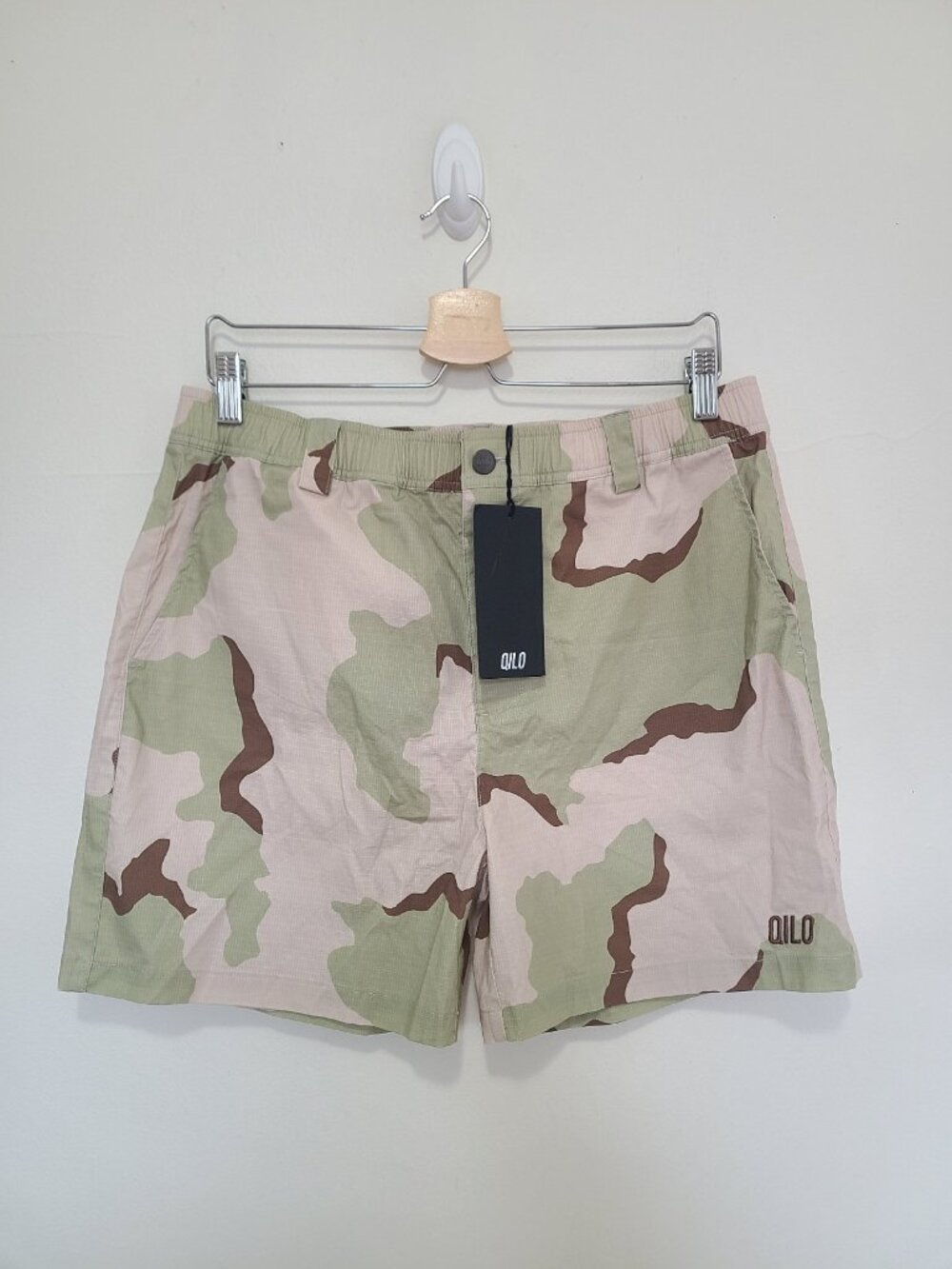 NWT QILO Tactical EDC Shorts Desert Camouflage Uniform size L